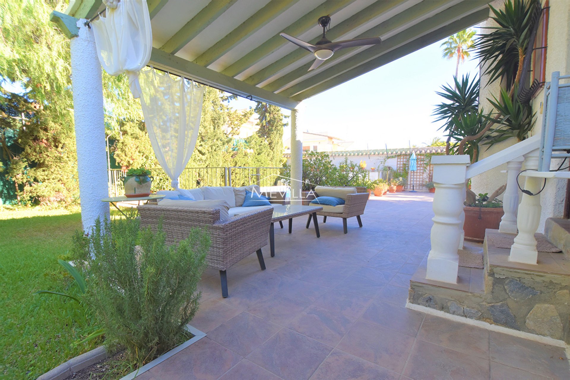 Salg (Resales) - Villa - Orihuela Costa - La Zenia