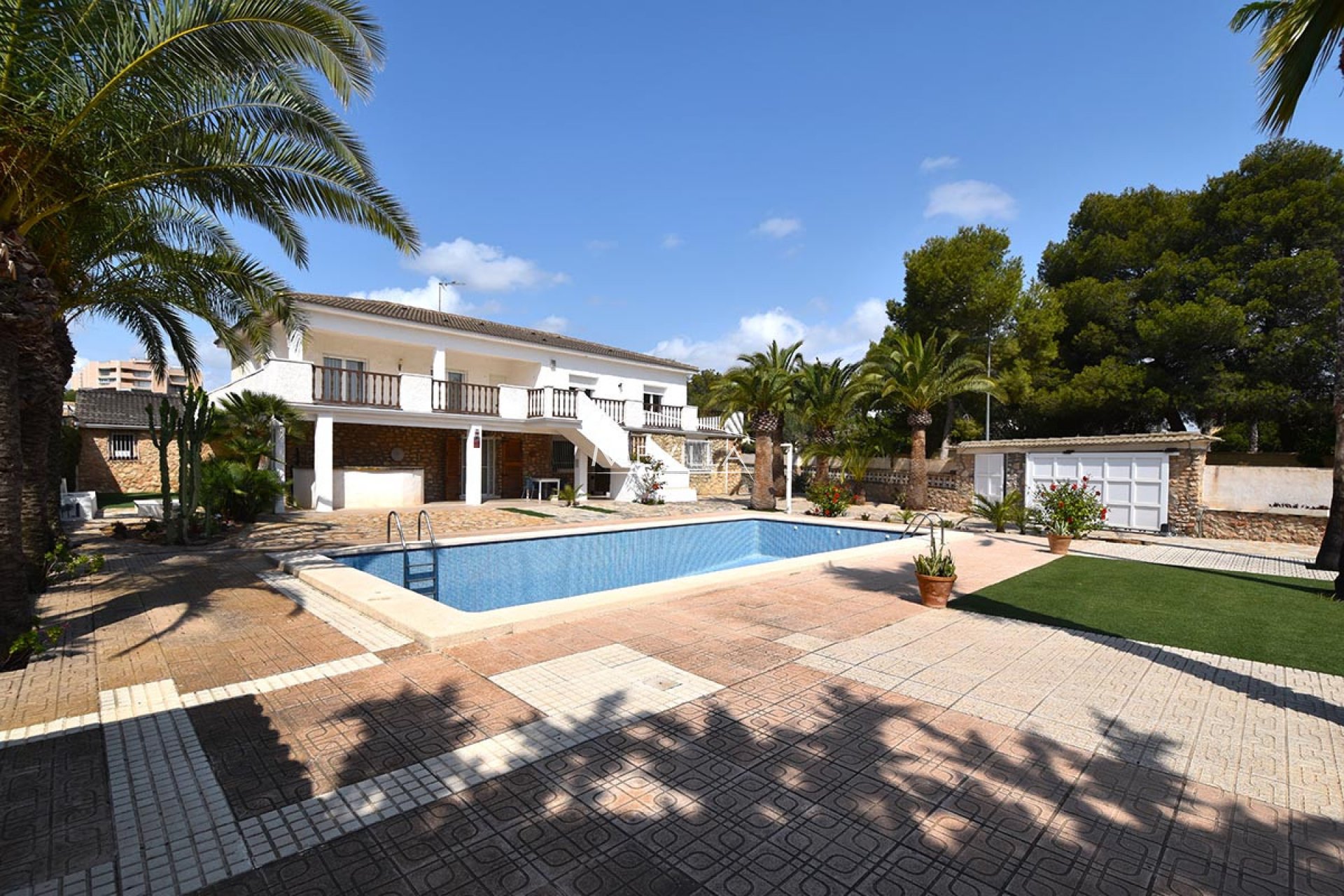 Salg (Resales) - Villa - Orihuela Costa - La Zenia