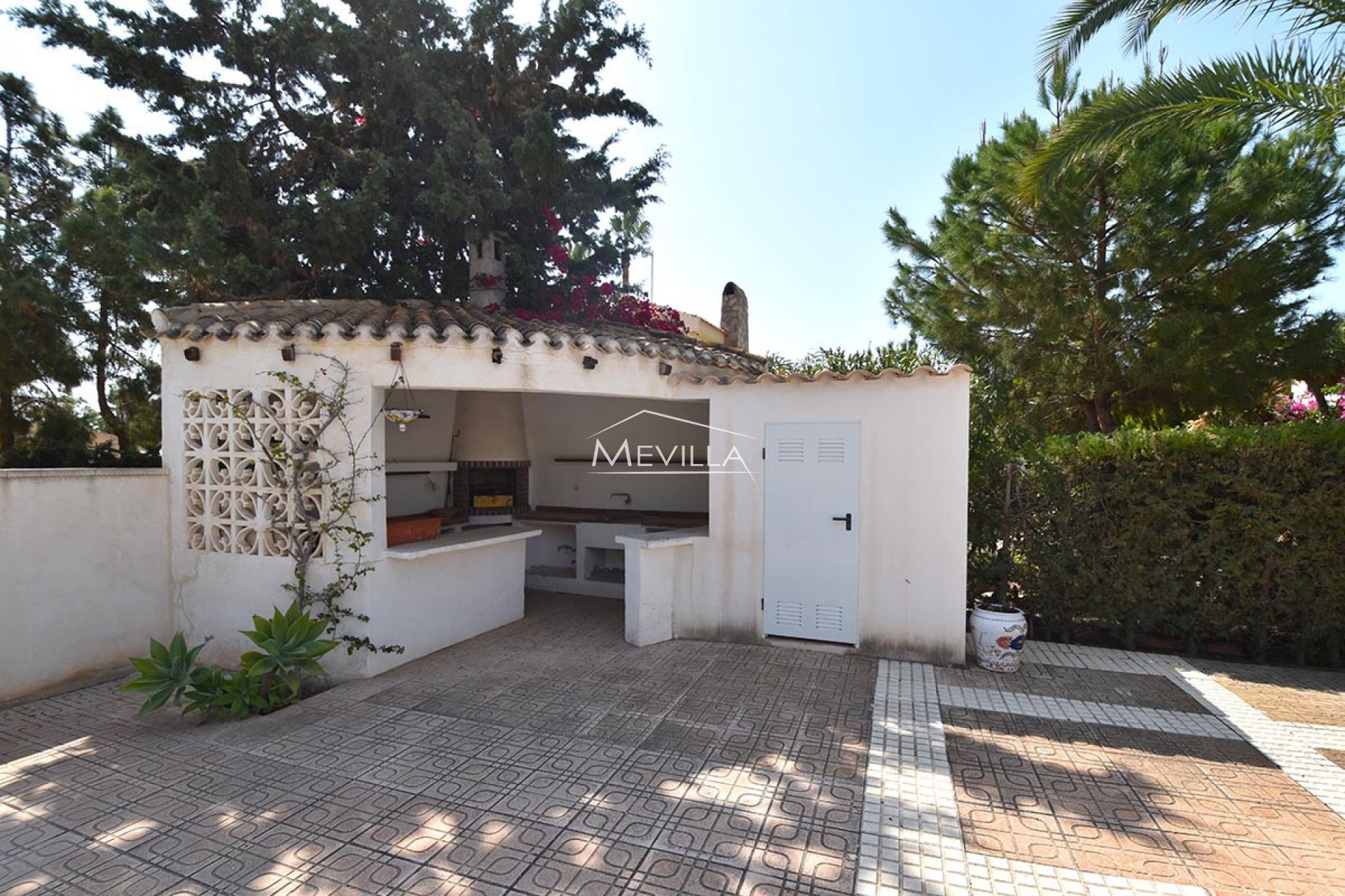 Salg (Resales) - Villa - Orihuela Costa - La Zenia