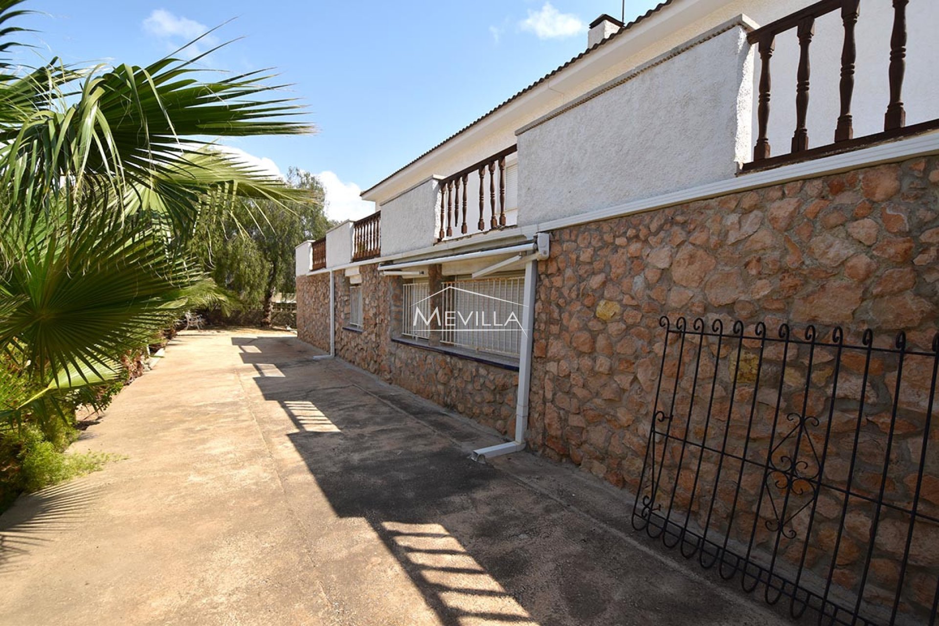 Salg (Resales) - Villa - Orihuela Costa - La Zenia