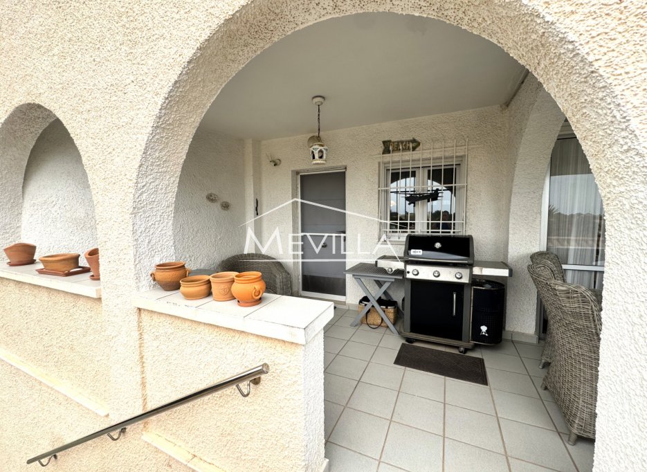 Salg (Resales) - Villa - Orihuela Costa - La Zenia