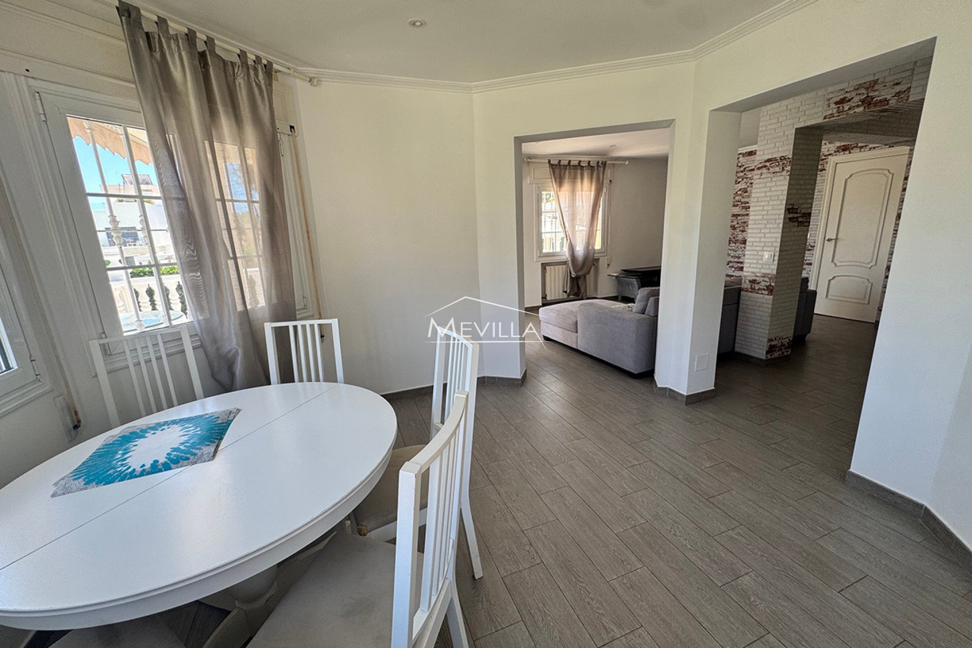 Salg (Resales) - Villa - Orihuela Costa - La Zenia