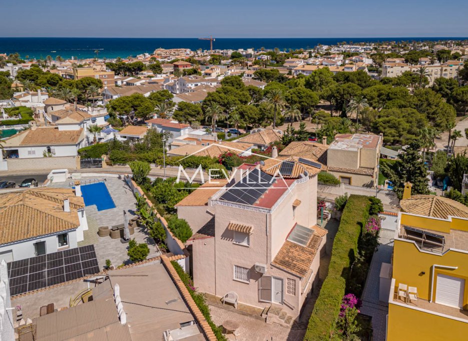 Salg (Resales) - Villa - Orihuela Costa - La Zenia