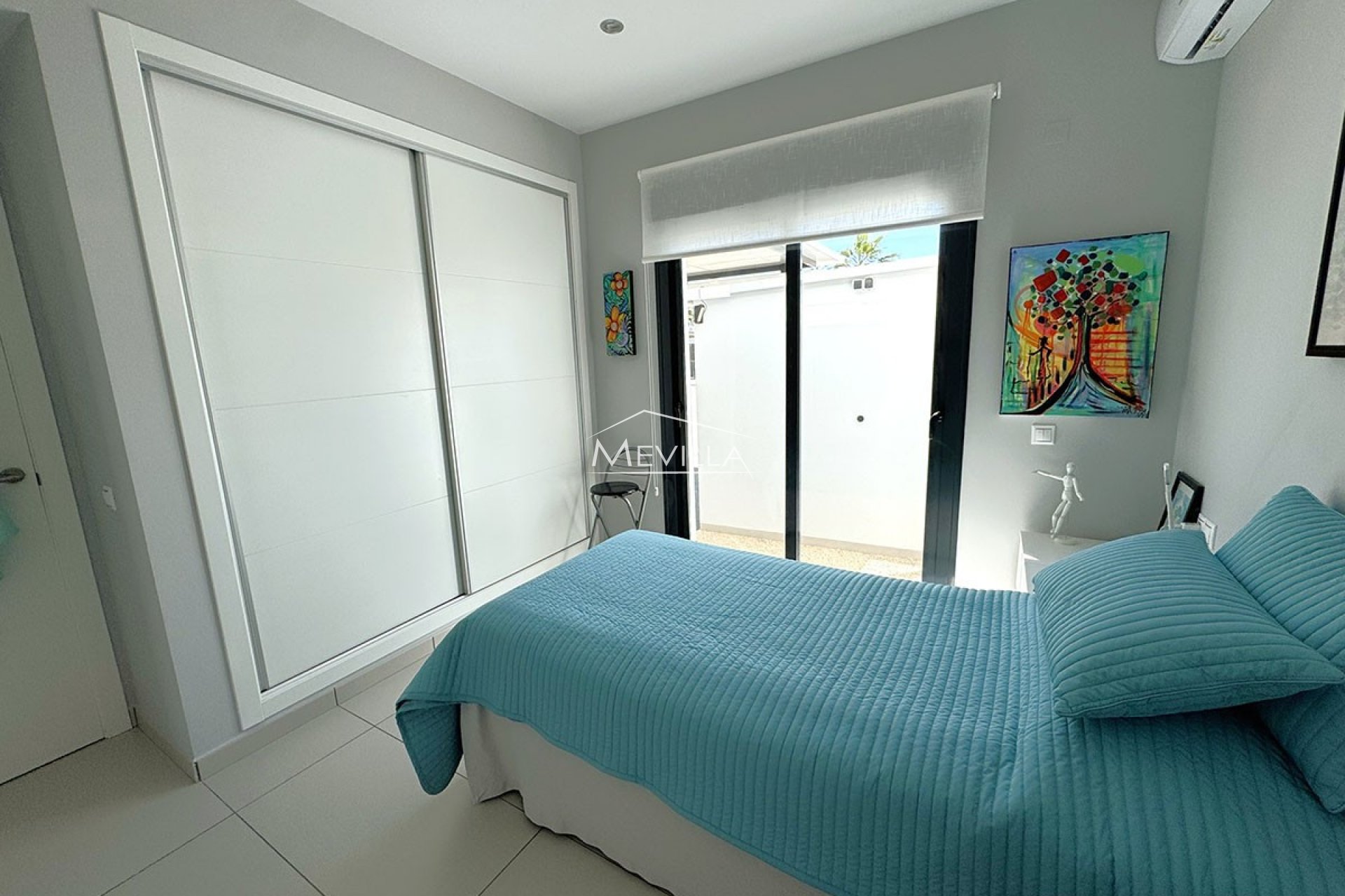 Salg (Resales) - Villa - Orihuela Costa - Lomas de Cabo Roig