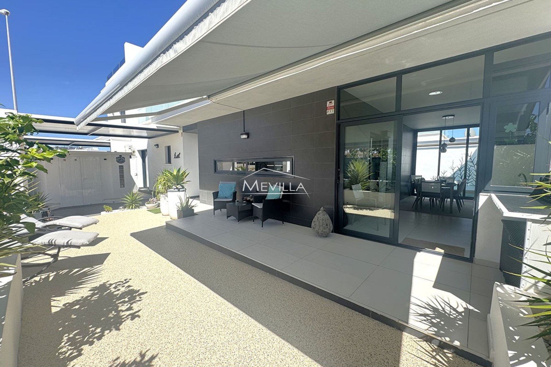 Salg (Resales) - Villa - Orihuela Costa - Lomas de Cabo Roig