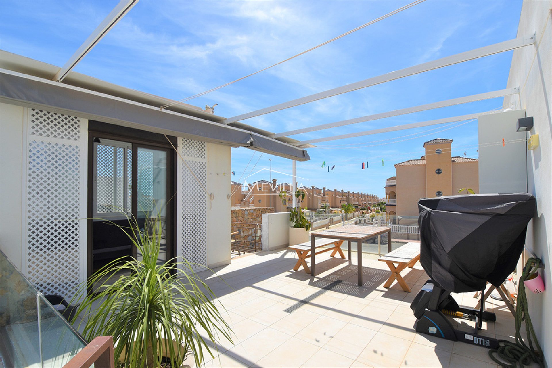 Salg (Resales) - Villa - Orihuela Costa - Lomas de Cabo Roig