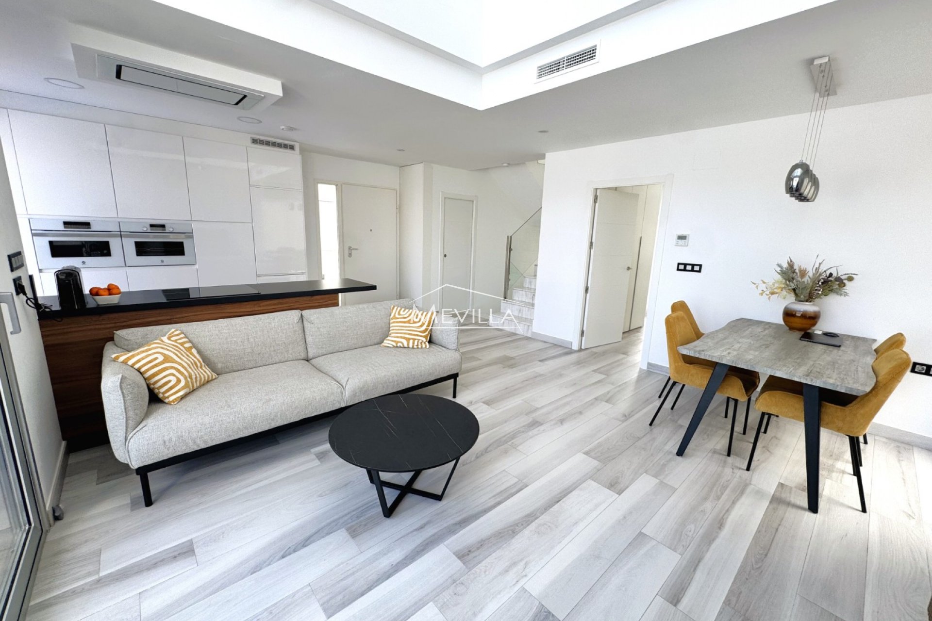 Salg (Resales) - Villa - Orihuela Costa - Lomas de Cabo Roig