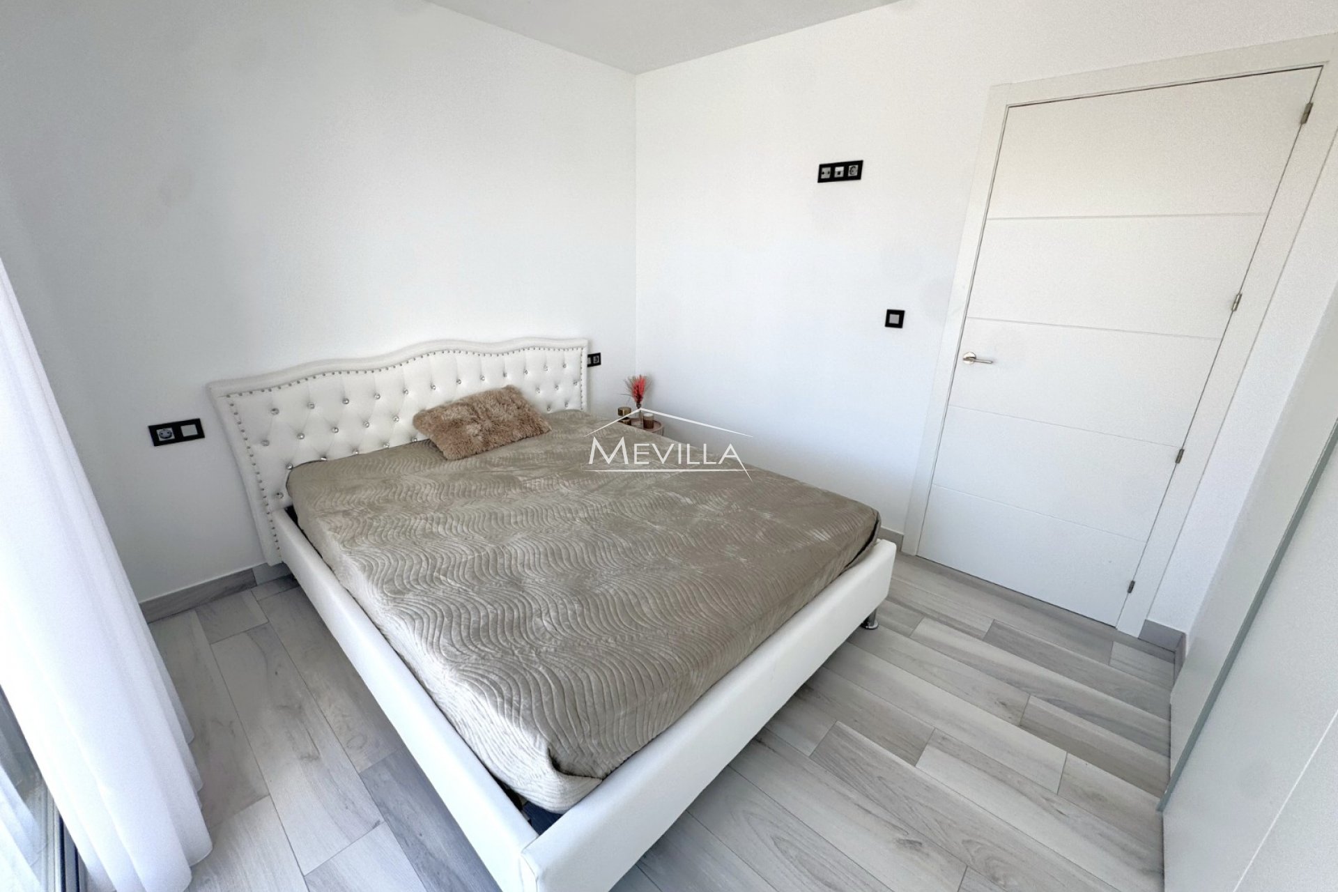 Salg (Resales) - Villa - Orihuela Costa - Lomas de Cabo Roig