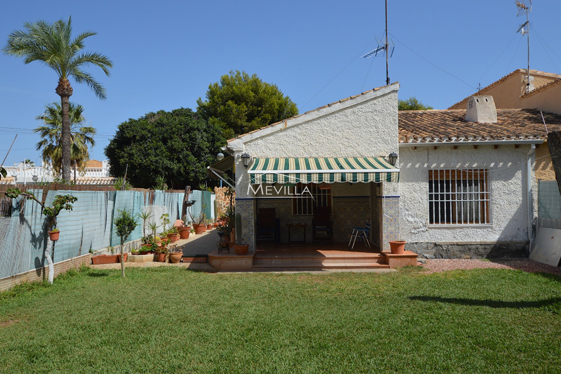 Salg (Resales) - Villa - Orihuela Costa - Punta Prima