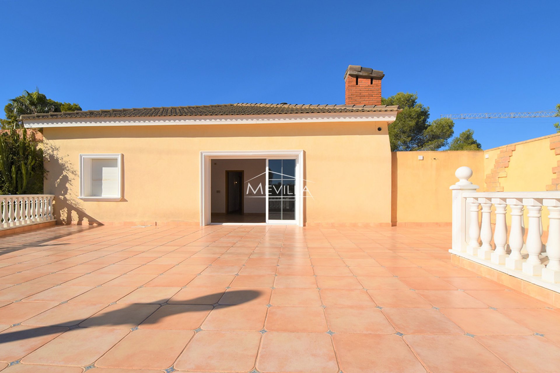 Salg (Resales) - Villa - Orihuela Costa - Villamartin