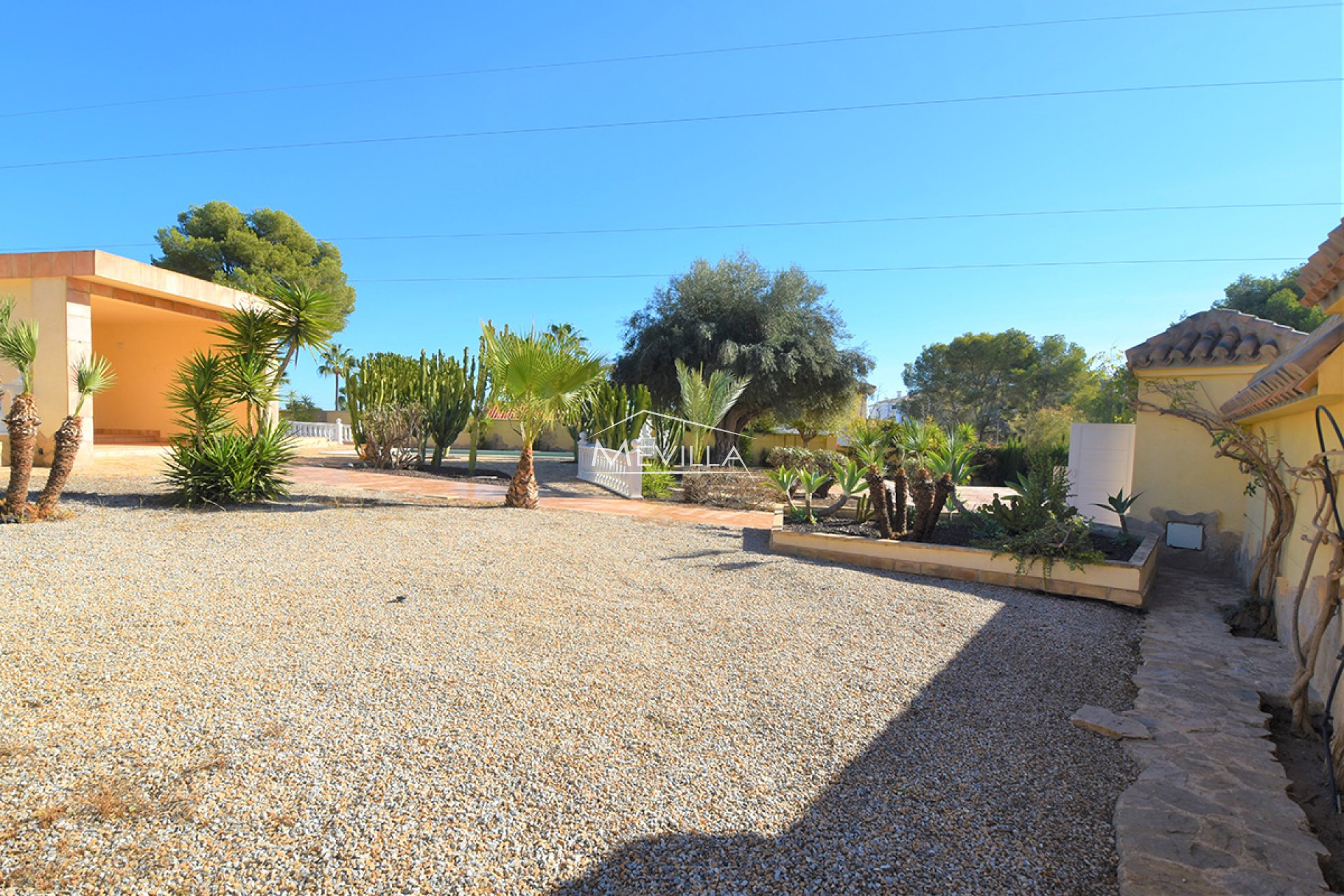 Salg (Resales) - Villa - Orihuela Costa - Villamartin