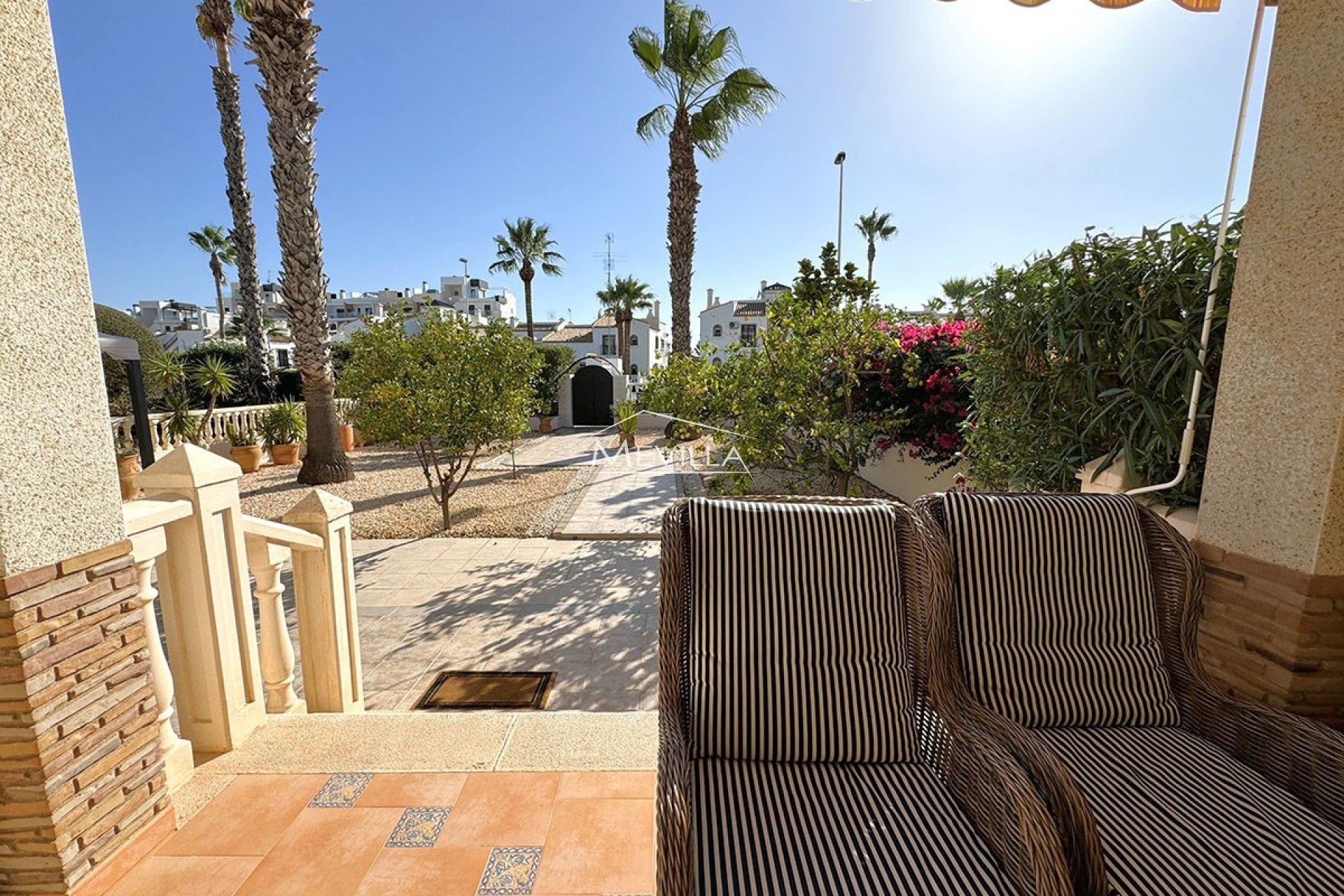 Salg (Resales) - Villa - Orihuela Costa - Villamartin