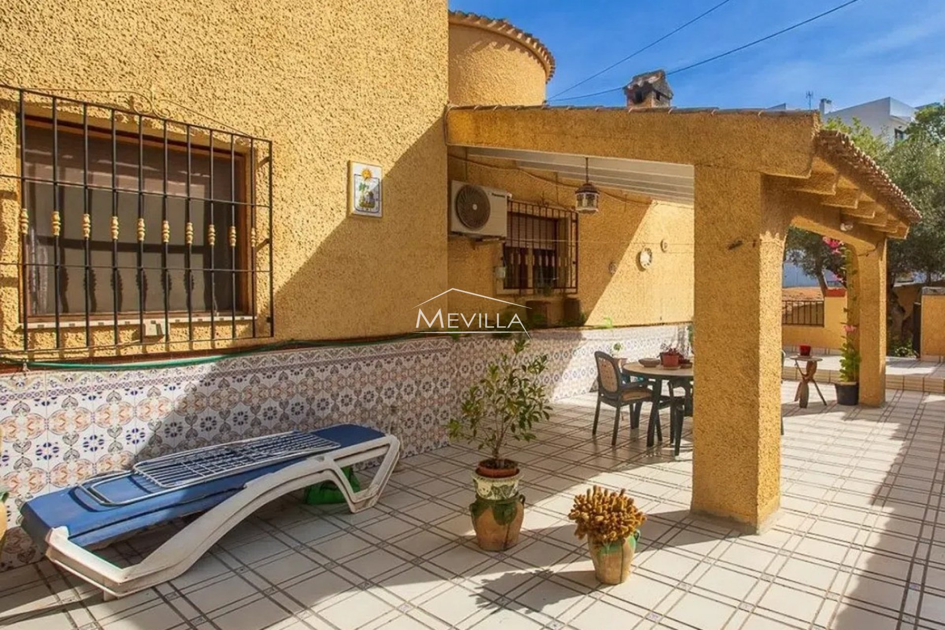 Salg (Resales) - Villa - Orihuela Costa - Villamartin