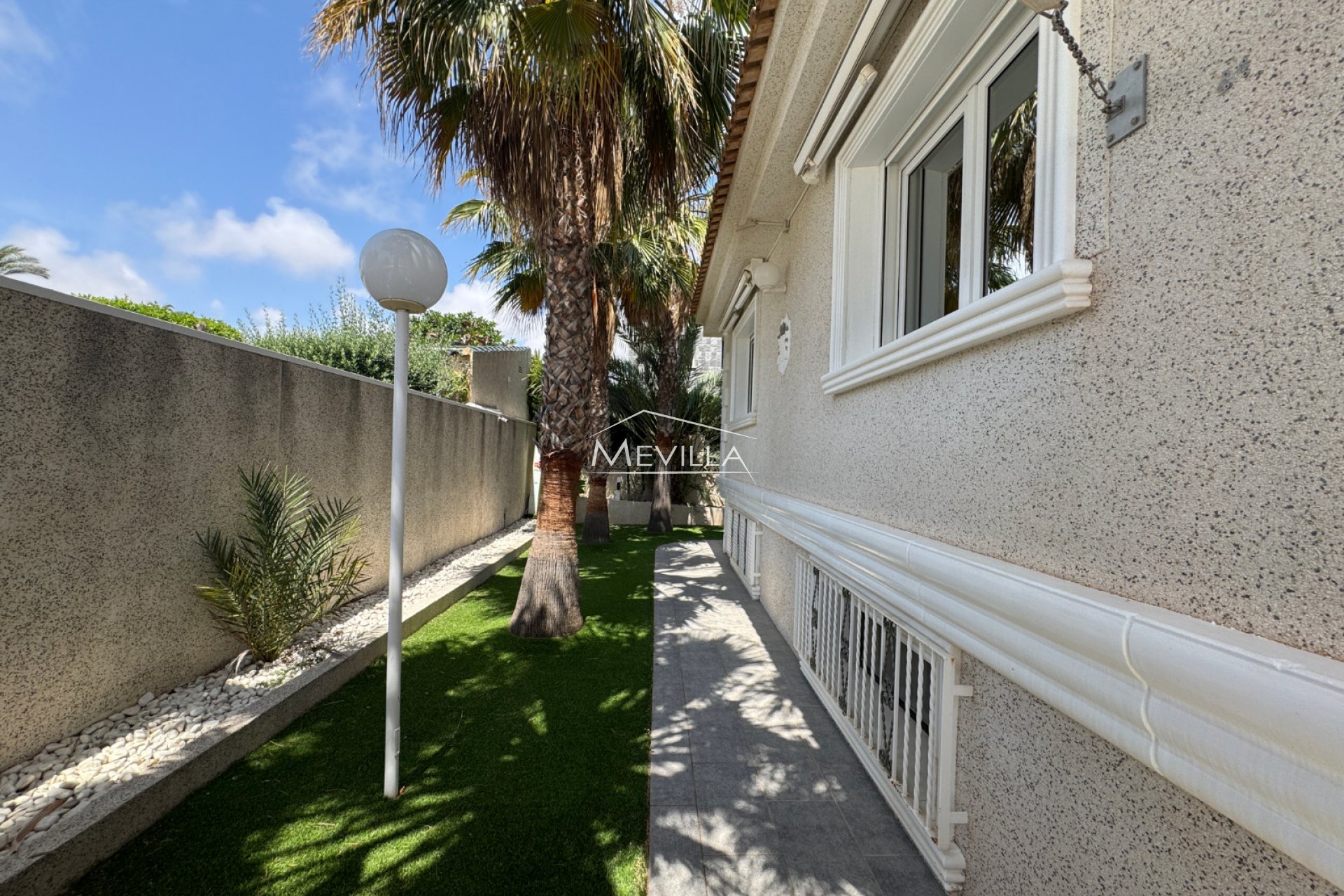 Salg (Resales) - Villa - Orihuela