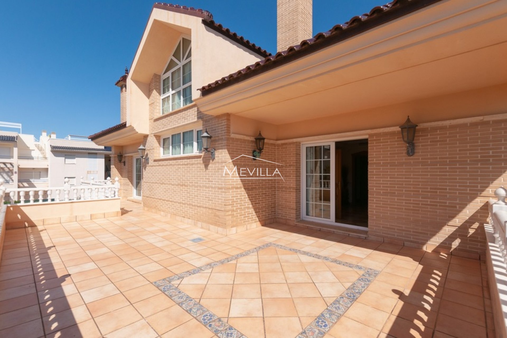 Salg (Resales) - Villa - Torrevieja - La Veleta