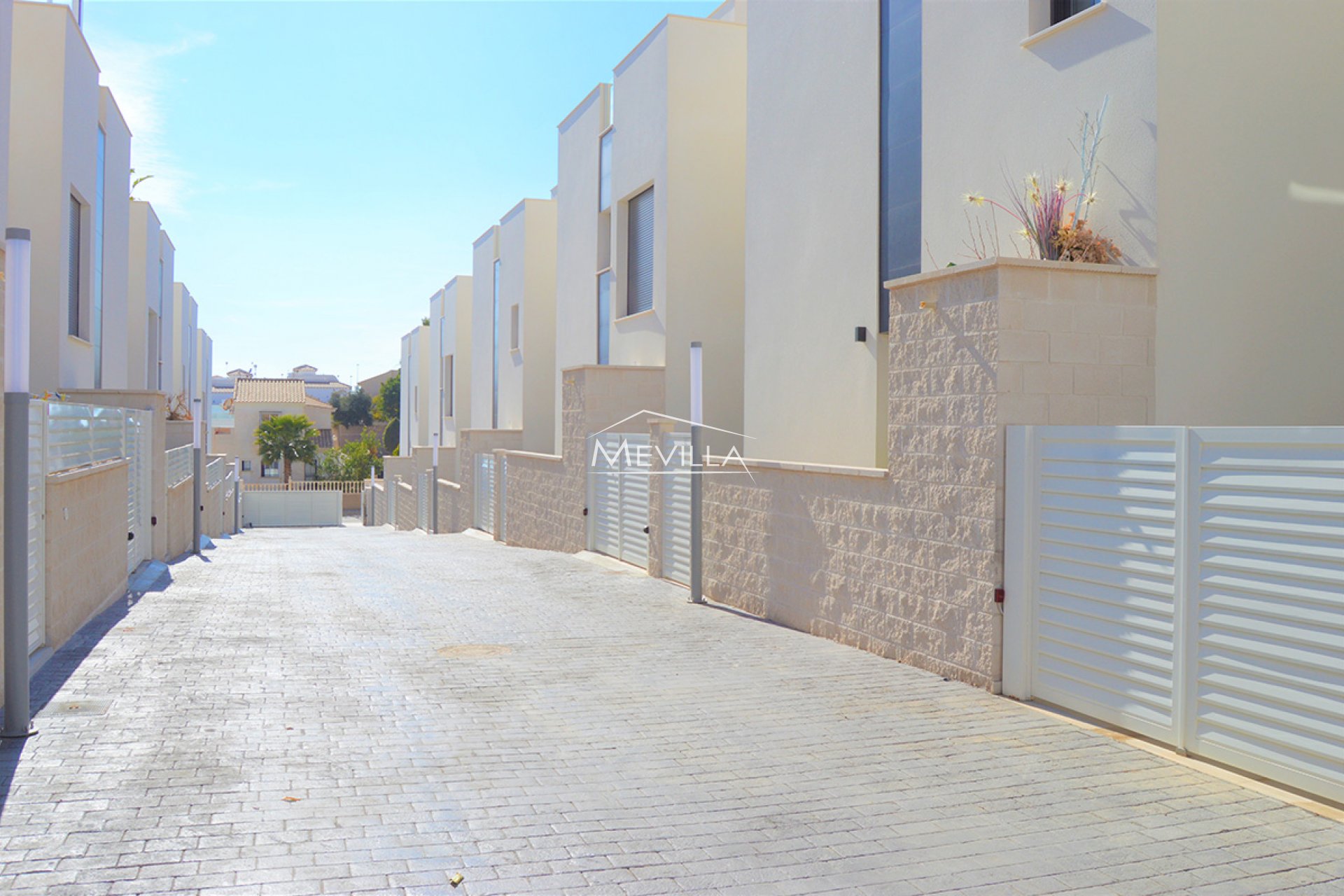 Salg (Resales) - Villa - Torrevieja - Los Altos