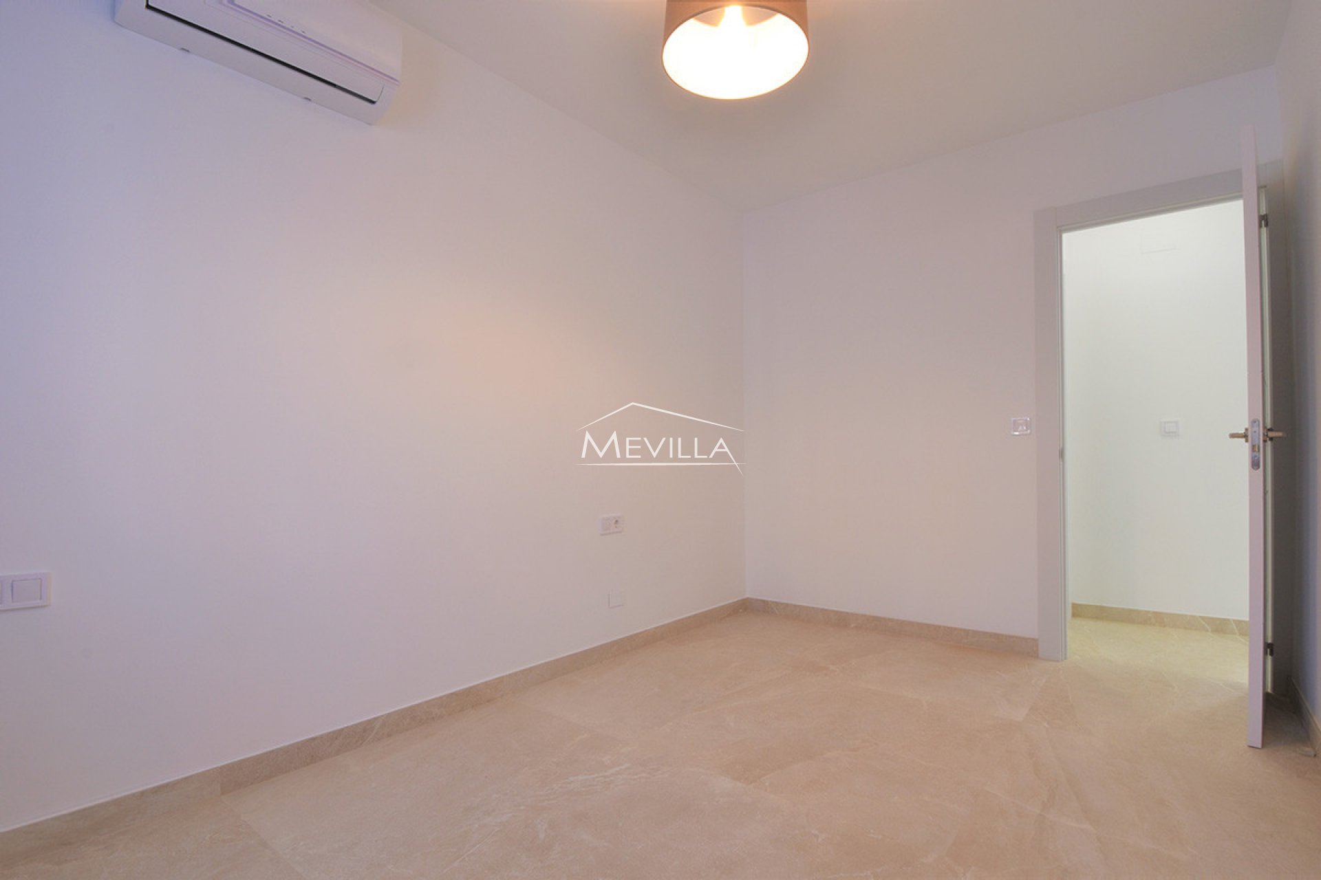 Salg (Resales) - Villa - Torrevieja - Los Altos