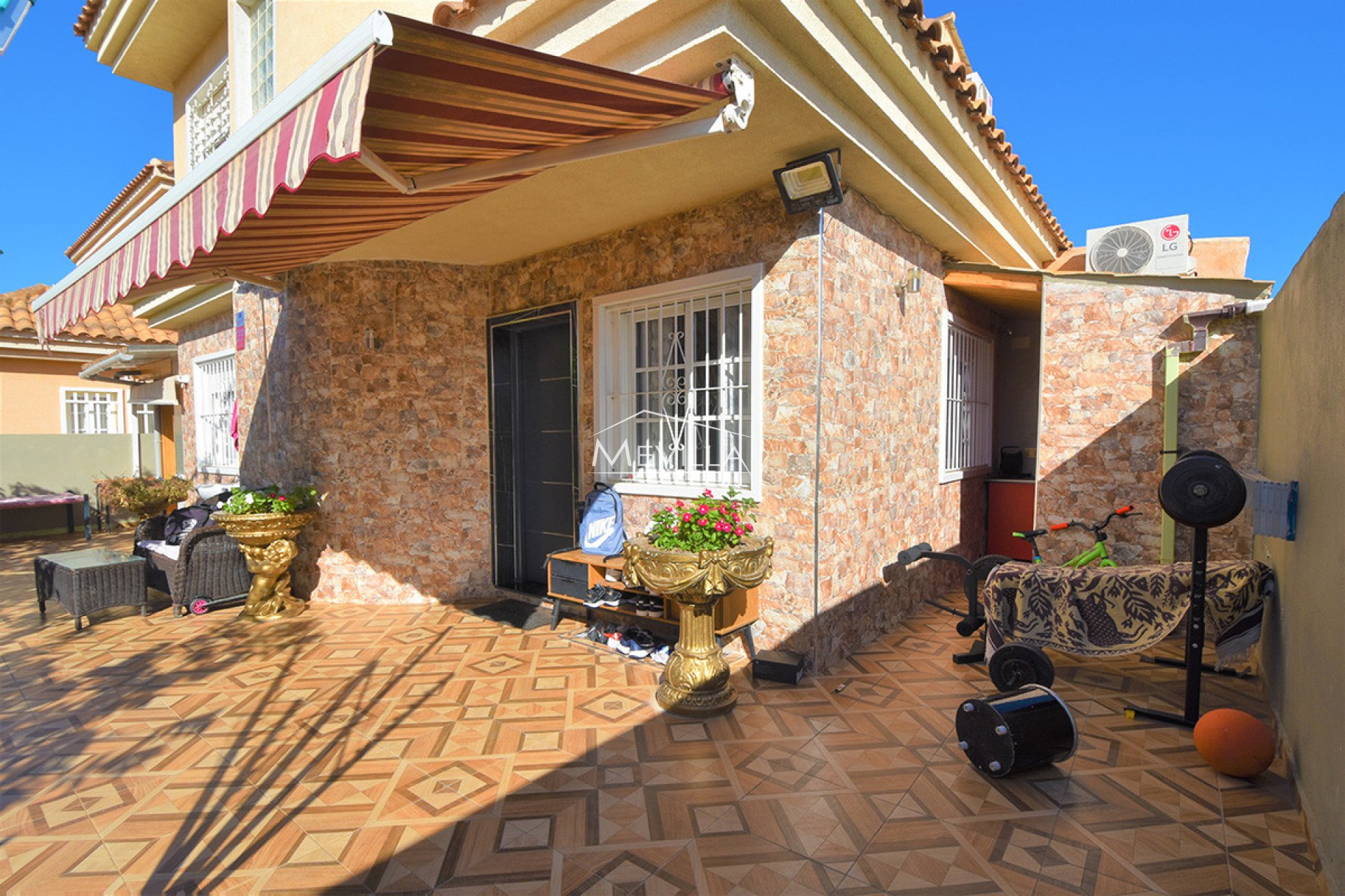 Salg (Resales) - Villa - Torrevieja - Los Altos