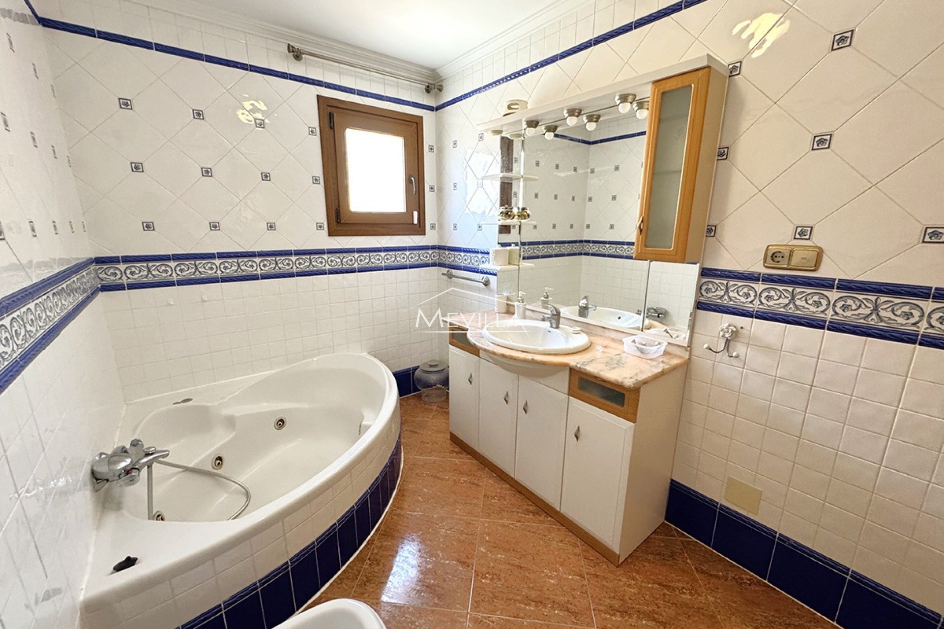 Salg (Resales) - Villa - Torrevieja - Los Altos