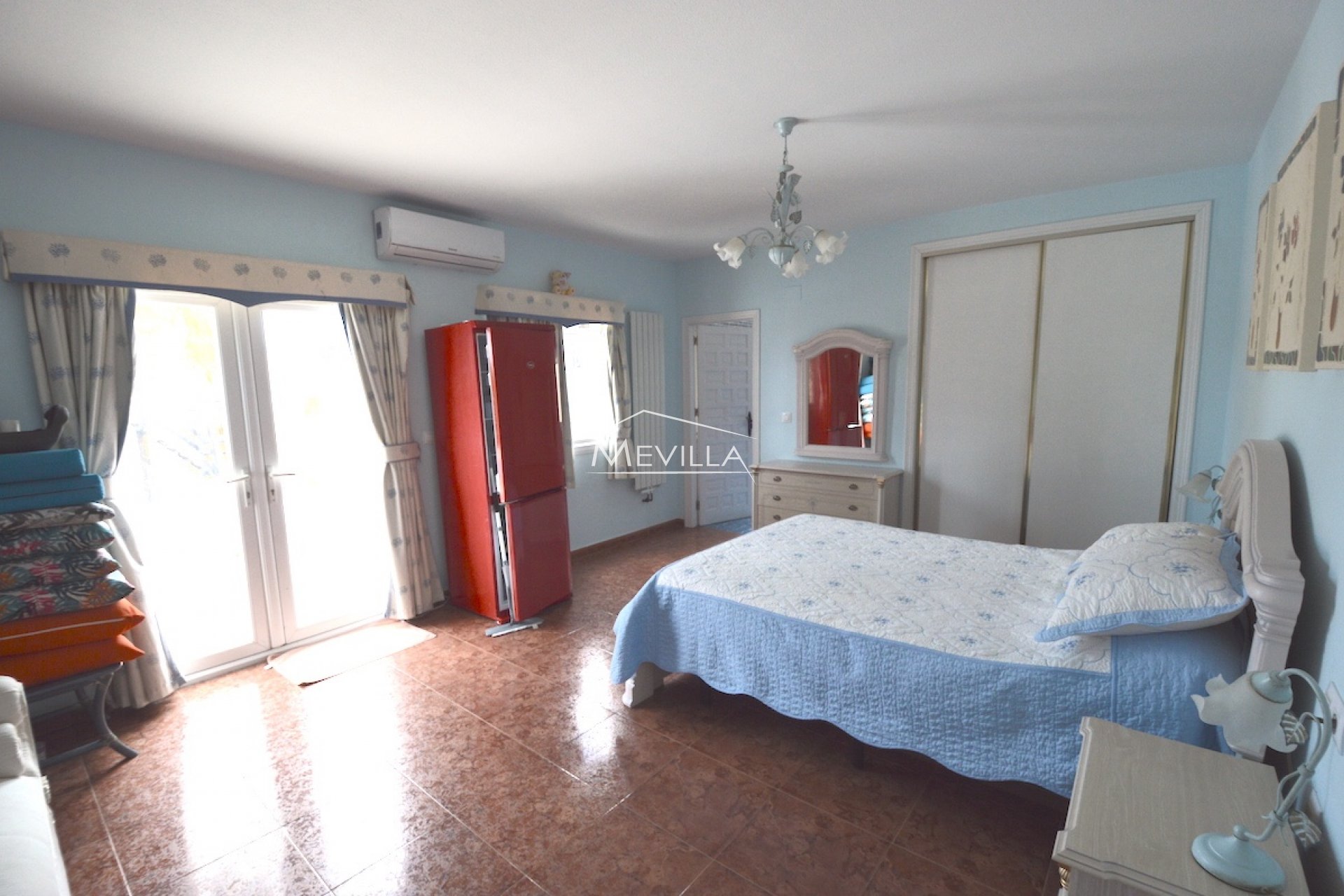 Salg (Resales) - Villa - Torrevieja - Los Balcones