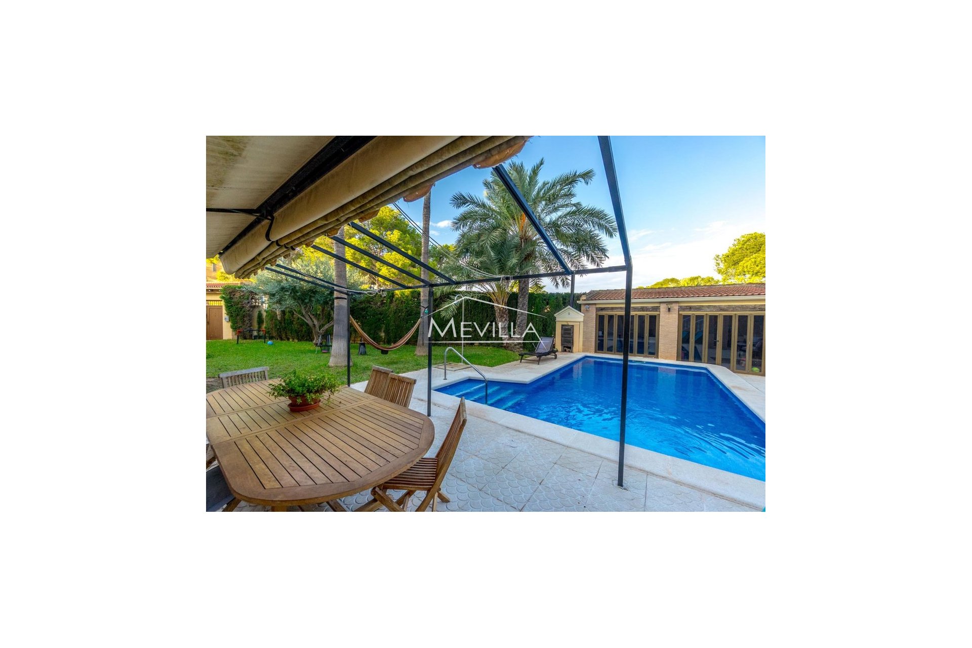 Salg (Resales) - Villa - Torrevieja - Los Balcones