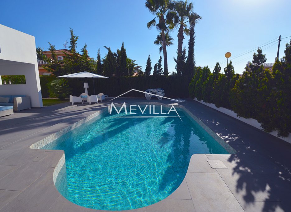 Verkäufe - Villa - Orihuela Costa - Cabo Roig