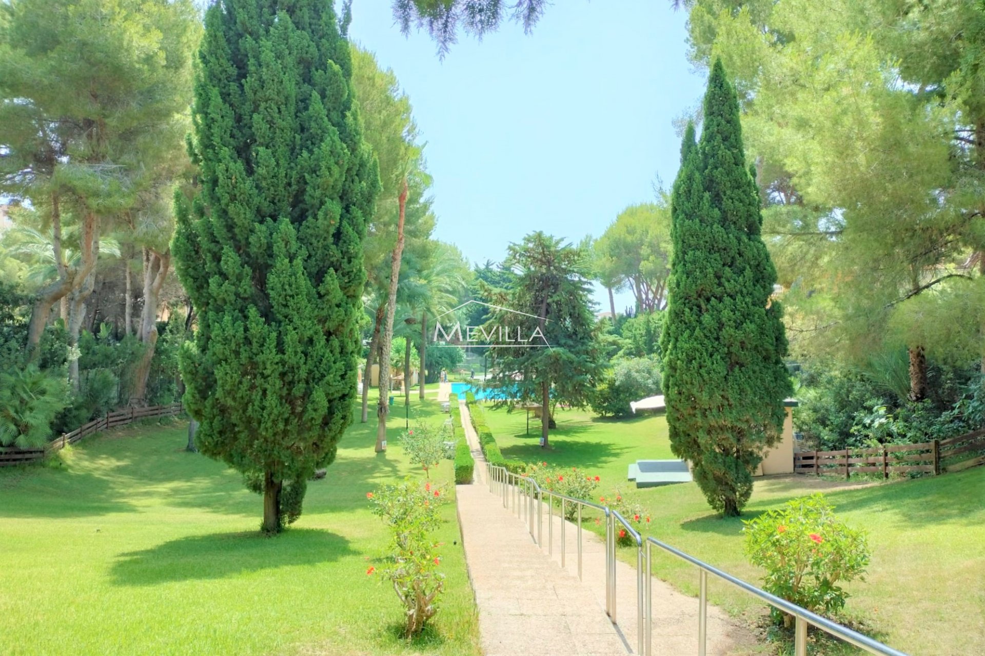 Verkäufe - Villa - Orihuela Costa - Campoamor