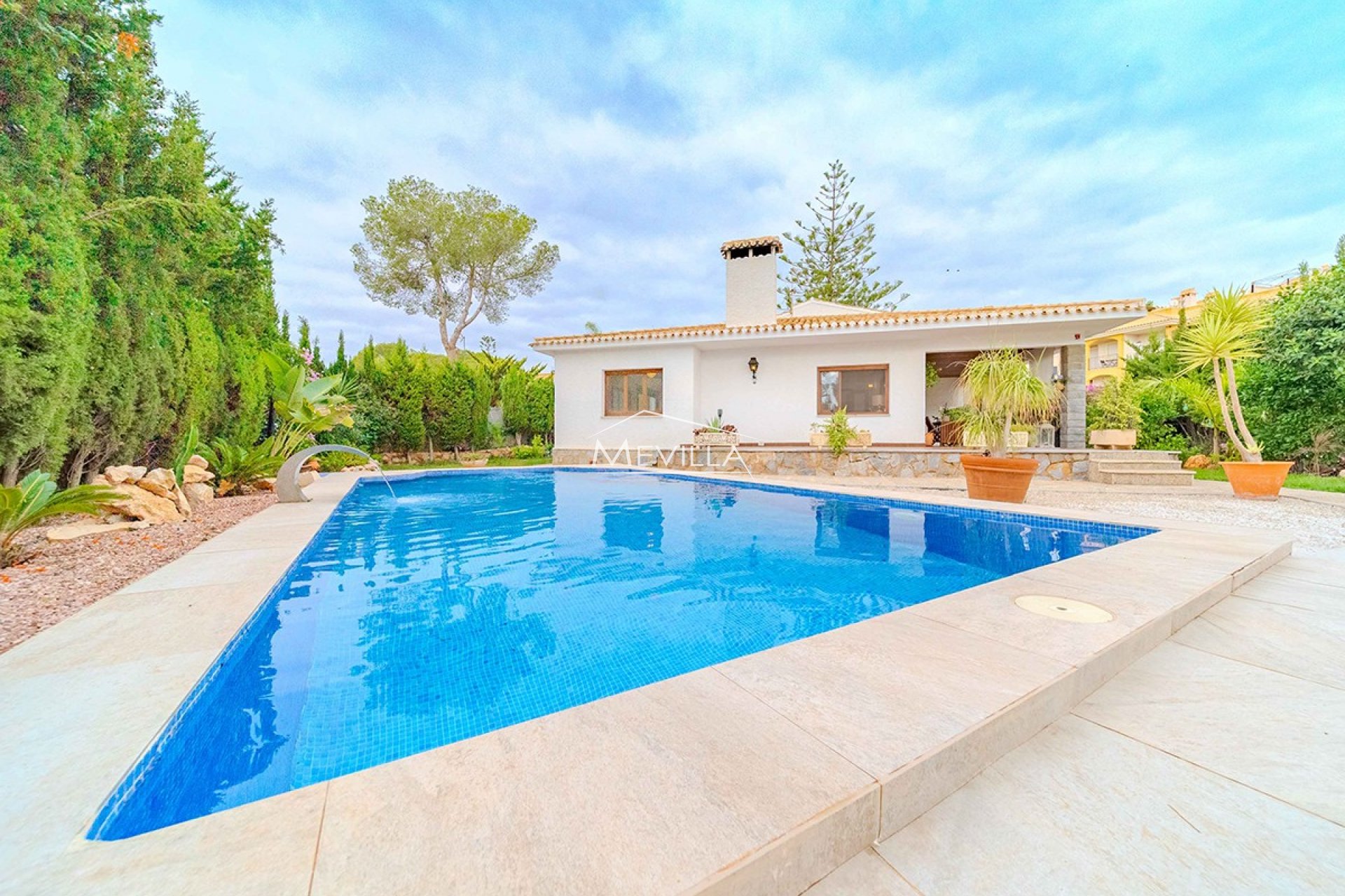 Verkäufe - Villa - Orihuela Costa - Campoamor