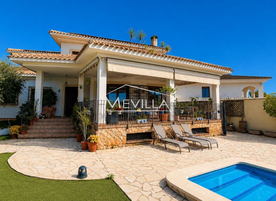 Verkäufe - Villa - Orihuela Costa - Campoamor
