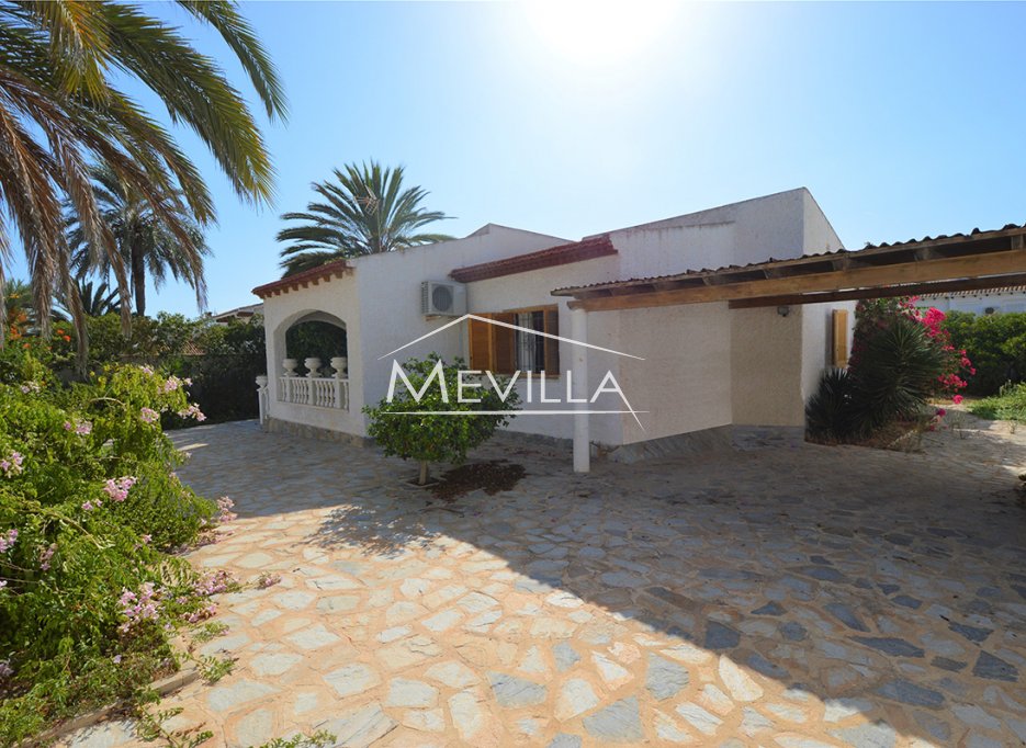 Verkäufe - Villa - Orihuela Costa - La Zenia