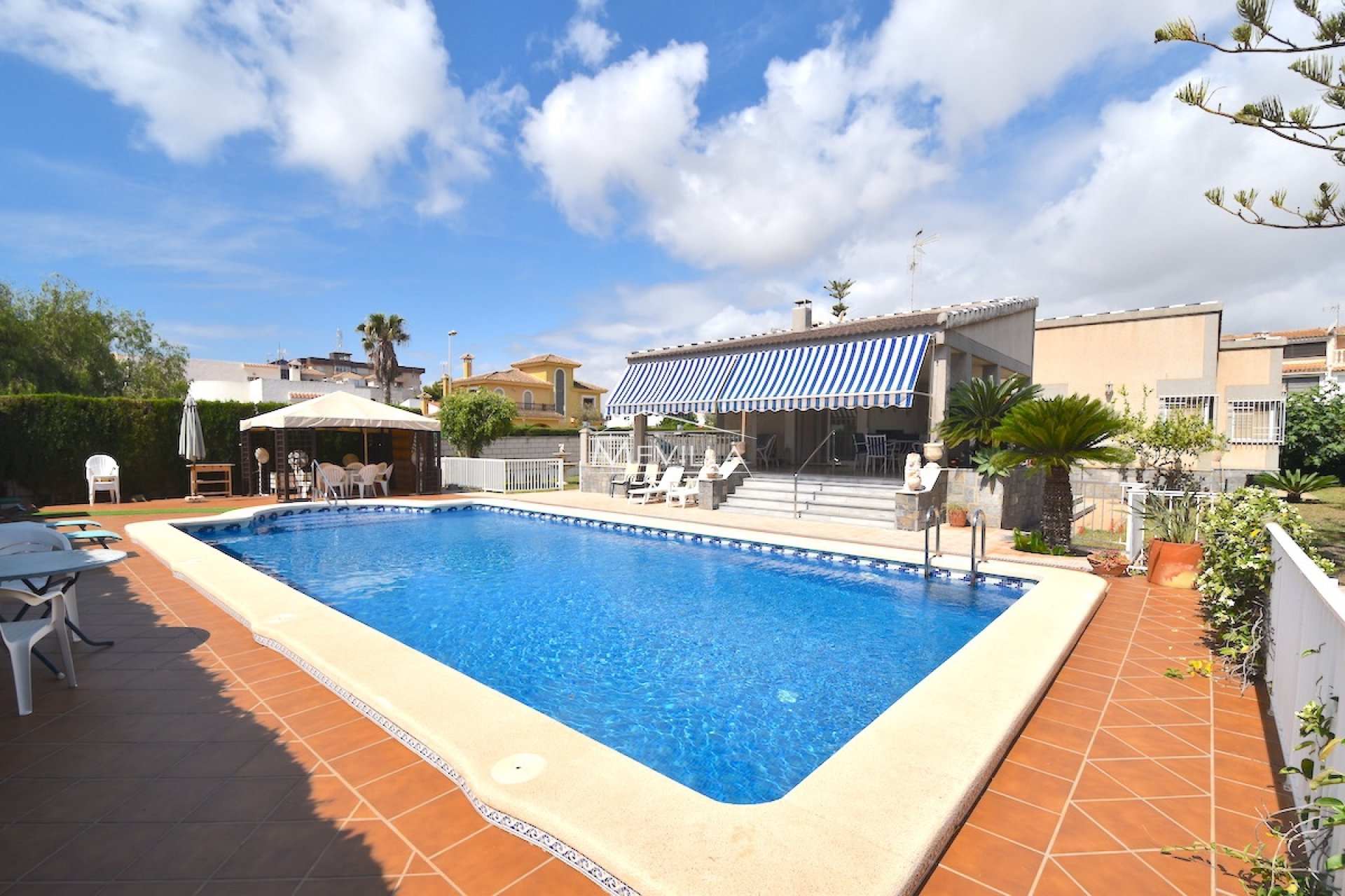 Verkäufe - Villa - Orihuela Costa - La Zenia