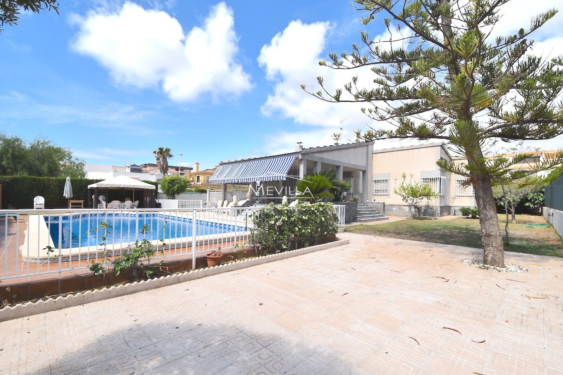 Verkäufe - Villa - Orihuela Costa - La Zenia