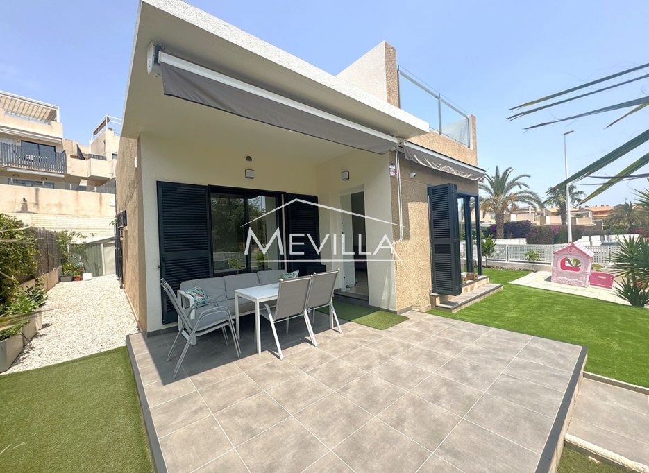 Verkäufe - Villa - Orihuela Costa - La Zenia