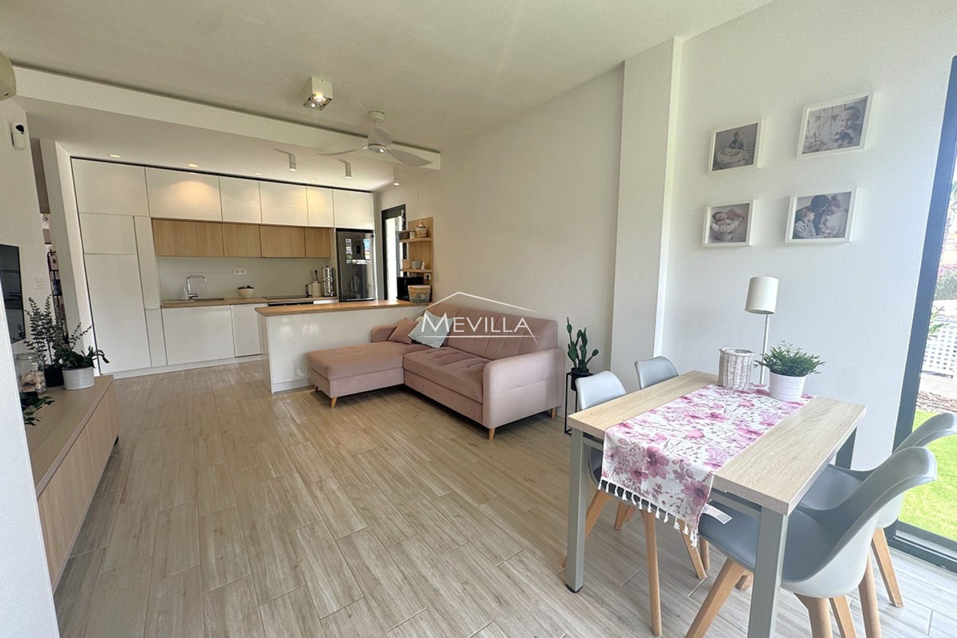 Verkäufe - Villa - Orihuela Costa - La Zenia