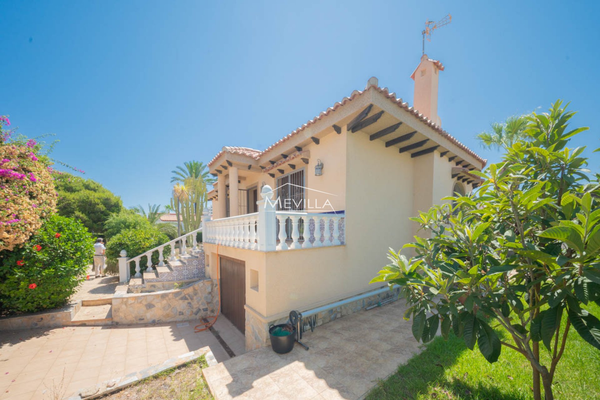 Verkäufe - Villa - Orihuela Costa - La Zenia