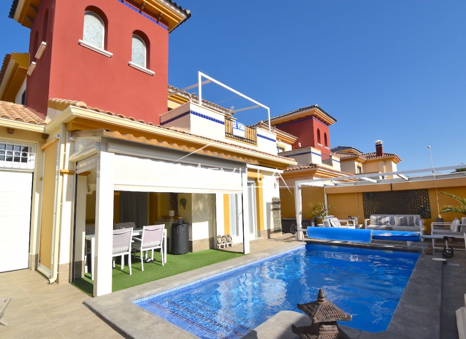 Verkäufe - Villa - Orihuela Costa - Lomas de Cabo Roig