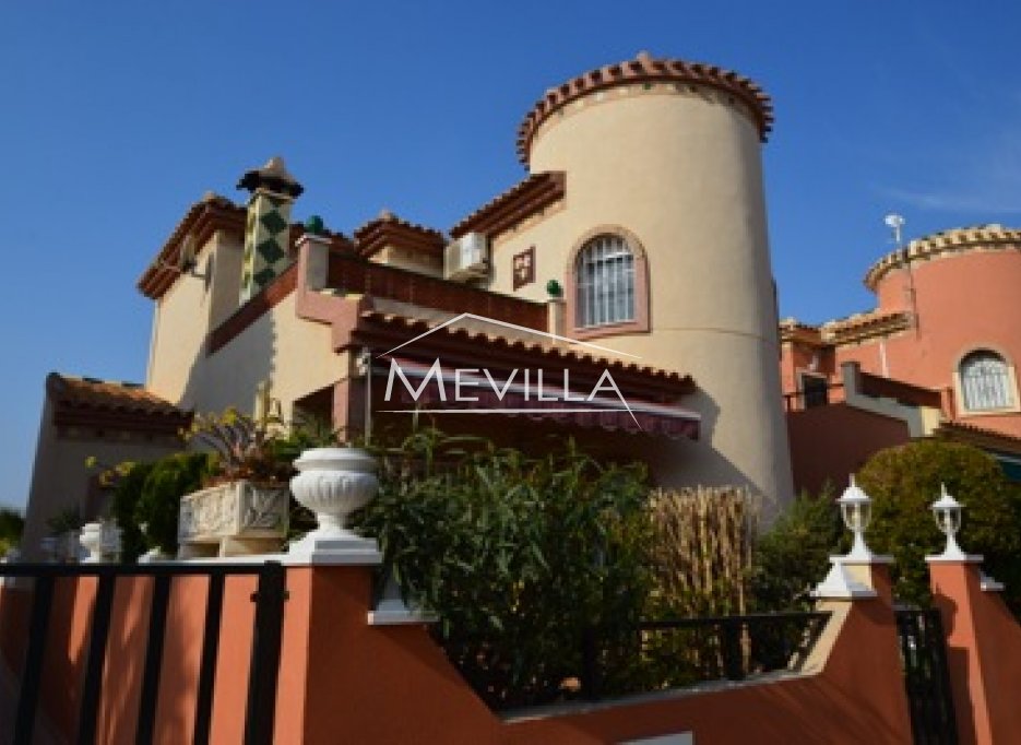 Verkäufe - Villa - Orihuela Costa - Playa Flamenca