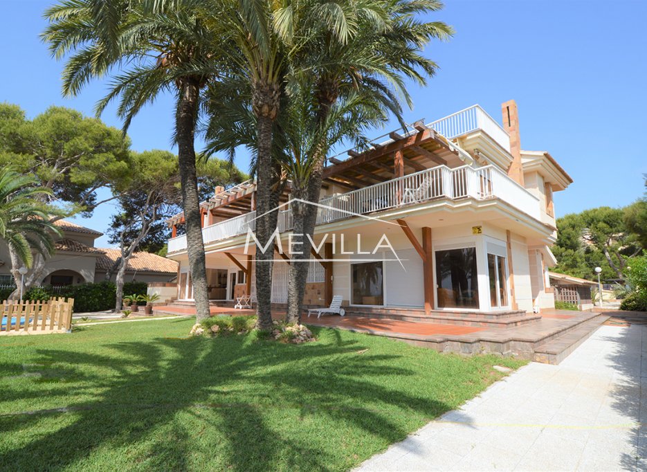 Verkäufe - Villa - Orihuela Costa - Punta Prima