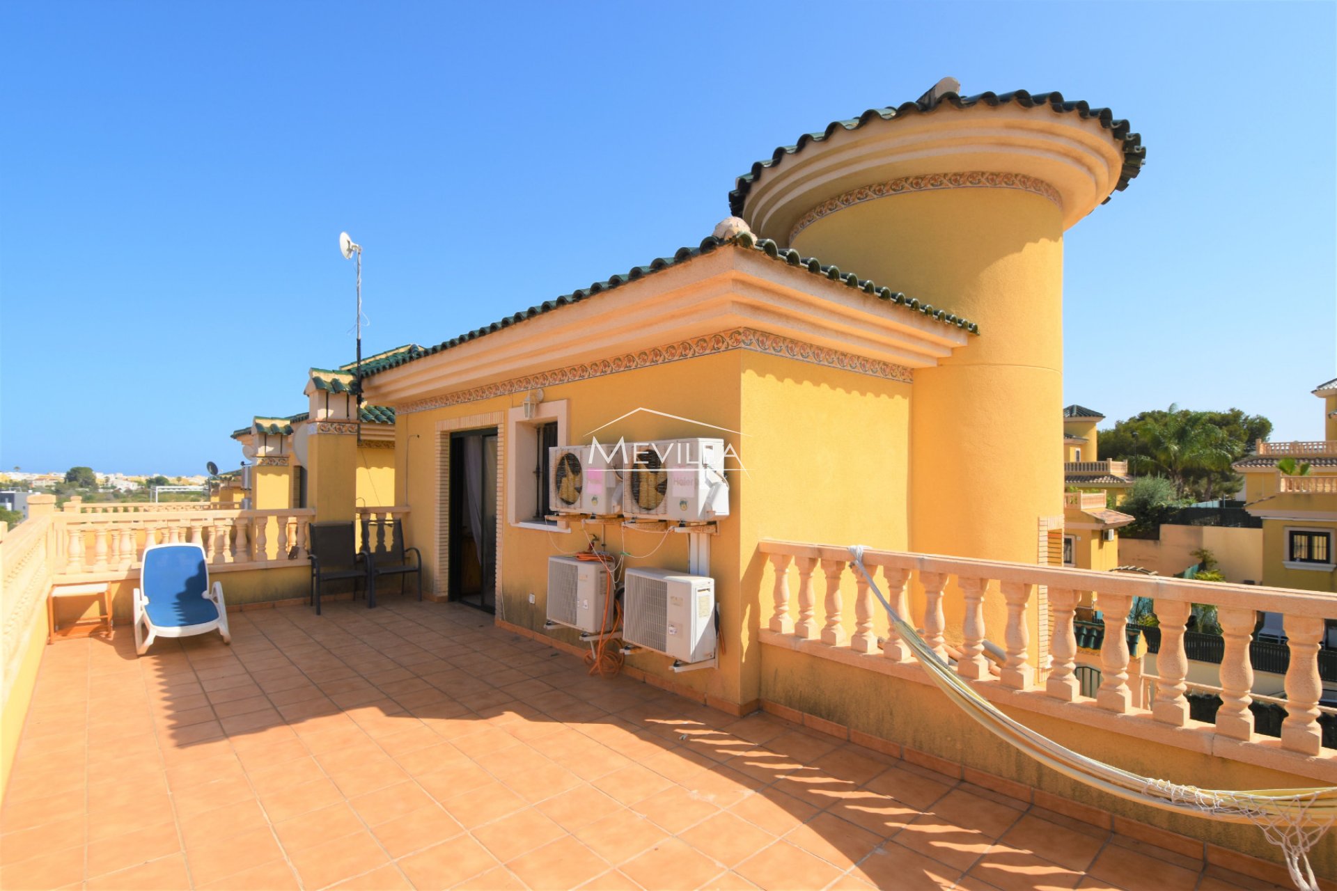 Verkäufe - Villa - Orihuela Costa - Villamartin
