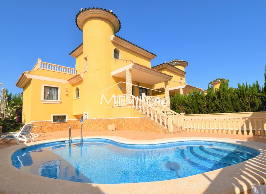 Verkäufe - Villa - Orihuela Costa - Villamartin