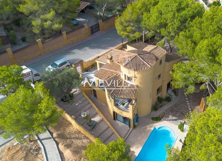 Verkäufe - Villa - Orihuela Costa - Villamartin