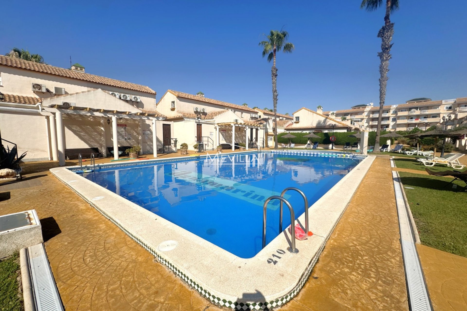 Verkäufe - Wohnungen / Wohnanlage  - Orihuela Costa - Cabo Roig