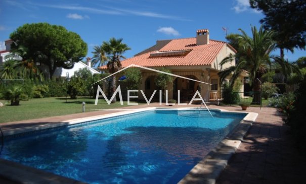 Villa - Återförsäljare - Orihuela Costa - Cabo Roig