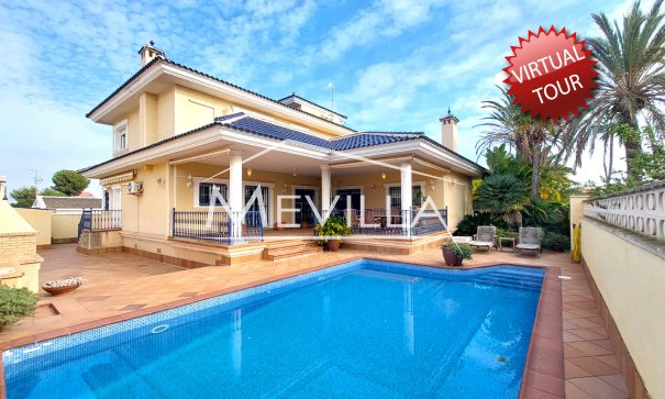 Villa - Återförsäljare - Torrevieja - Torrevieja