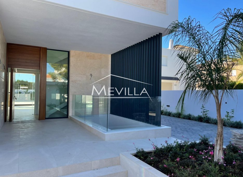  - Villa - Orihuela Costa - La Zenia