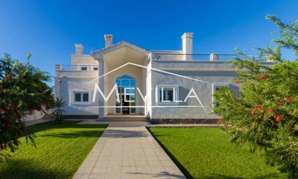 Villa - Resales - Orihuela Costa - Cabo Roig