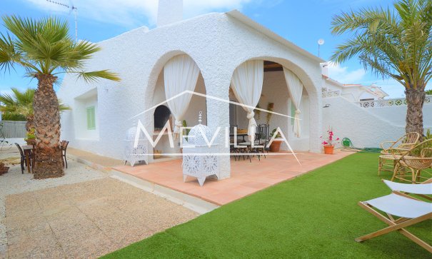 Villa - Resales - Orihuela Costa - Campoamor
