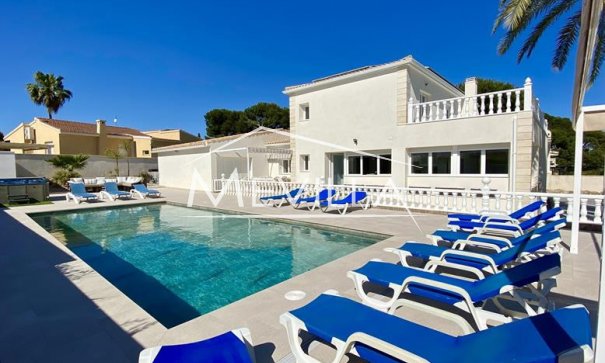 Villa - Resales - Orihuela Costa - La Zenia