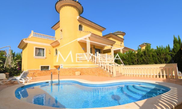 Villa - Resales - Orihuela Costa - Villamartin