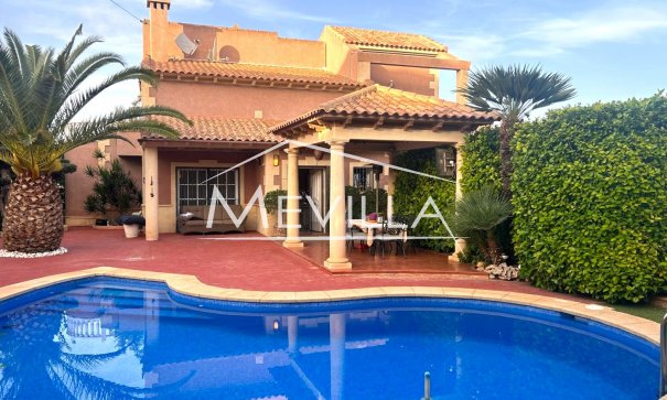 Villa - Resales - Torrevieja - LB1053